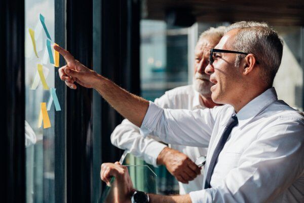 Precificação B2B: por que o preço baseado em valor e a IA viraram a nova fronteira competitiva
